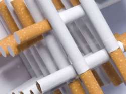 Όποιος καπνίζει τρία με πέντε τσιγάρα την ημέρα είναι ασφαλής;